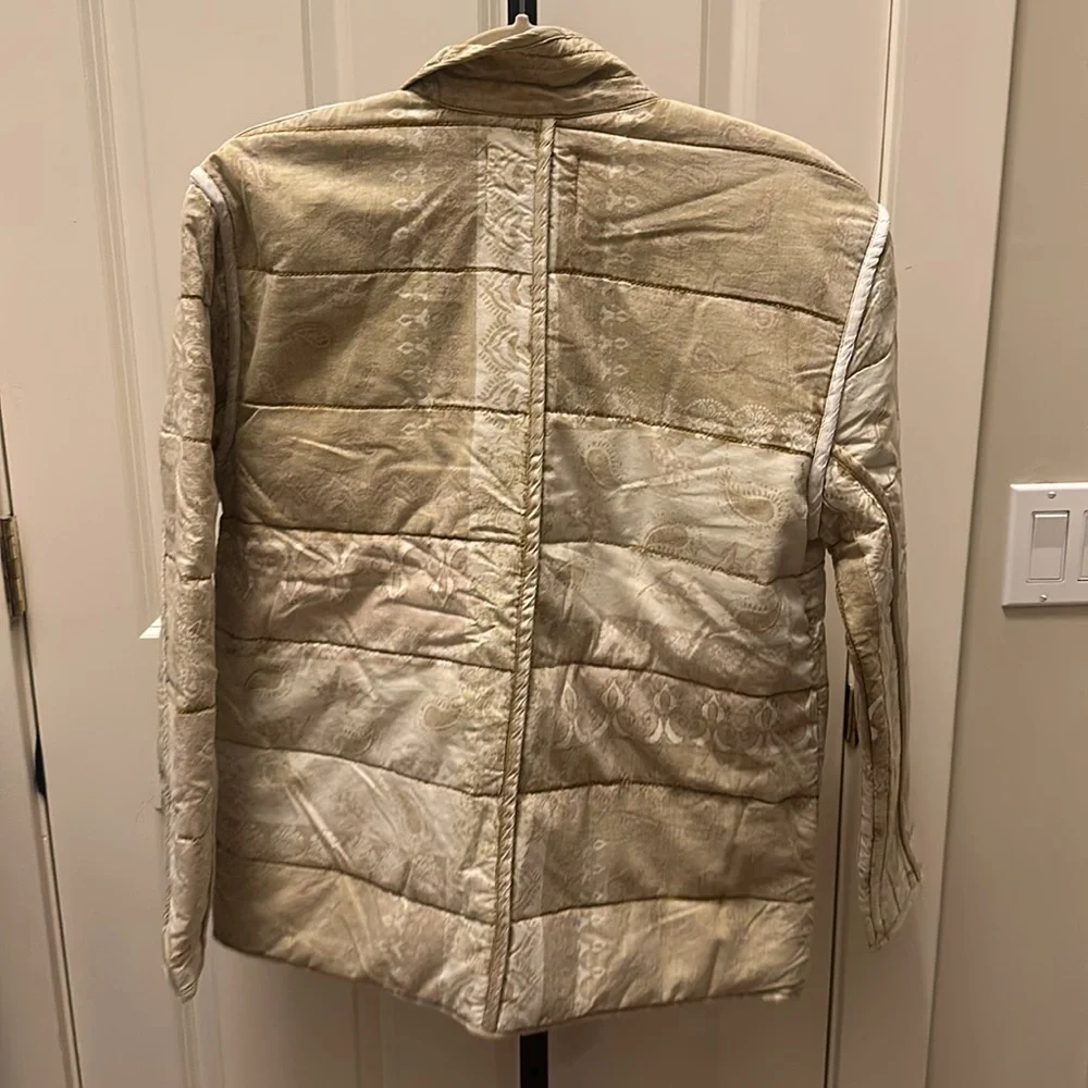 Free People Quilted Button Up Jacket in Faded Ivory Paisley Print NEW - Picture 9 of 9